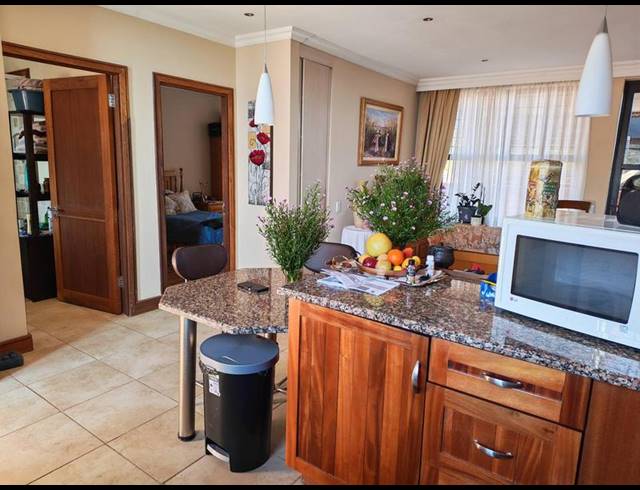 1 BEDROOM APARTMENT FOR SALE IN NEWLANDS